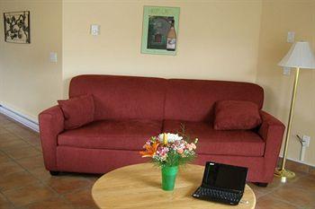 Desert Surfside Waterfront Accommodations Osoyoos Exterior photo